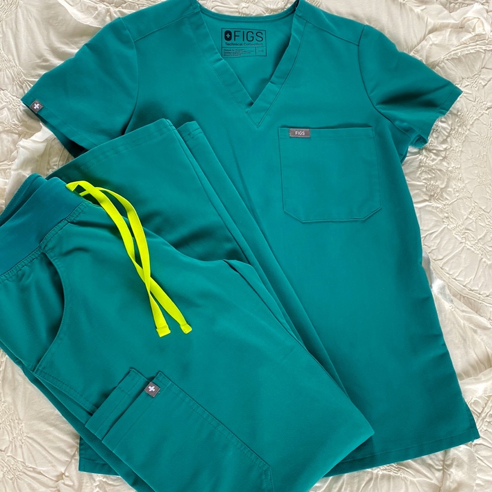 SOLD- Figs MARINE scrub set XXS/XSP